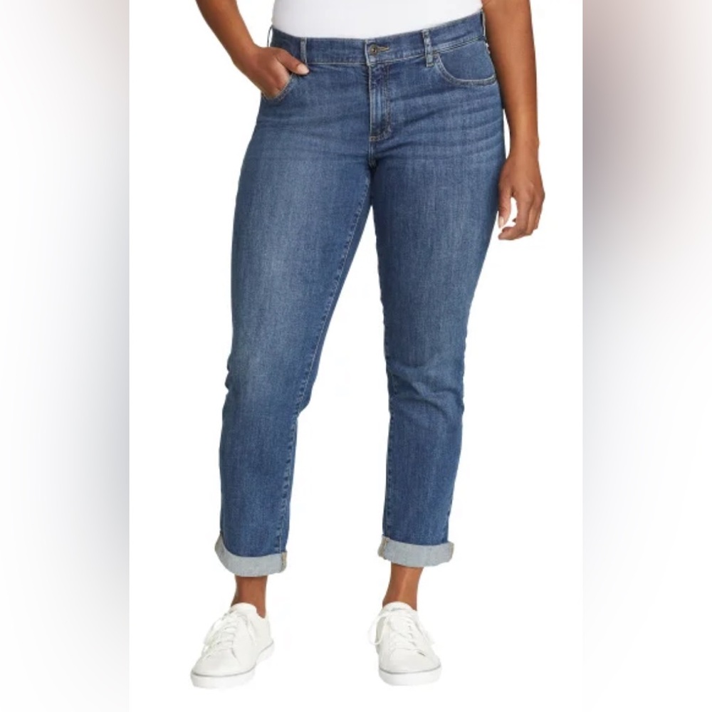 Eddie Bauer Women’s Boyfriend Jeans – Light Wash
